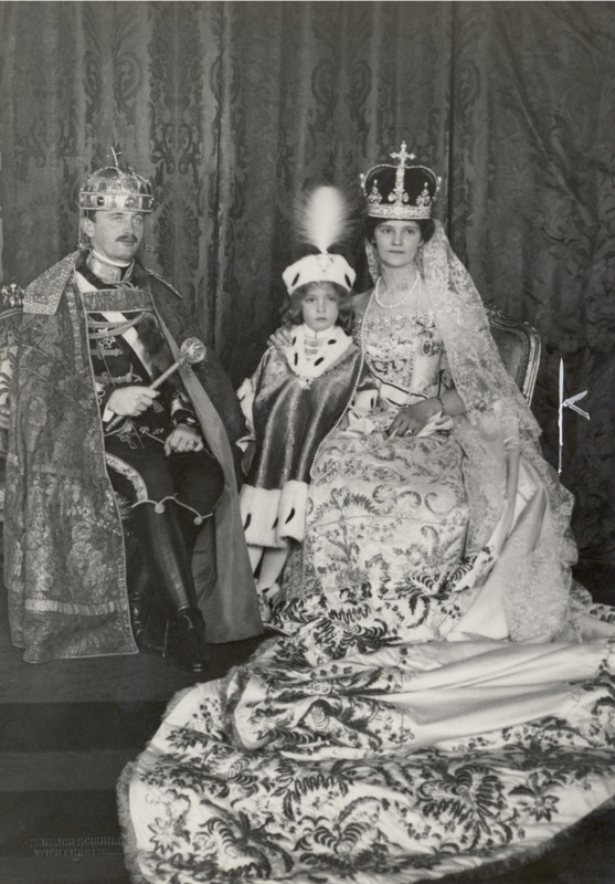 Následník trónu Karol s rodinou (foto: wikipedia)
