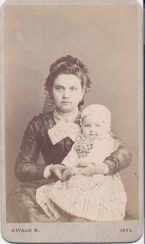 Divald K. - Fotografia matky s dieťaťom r. 1872